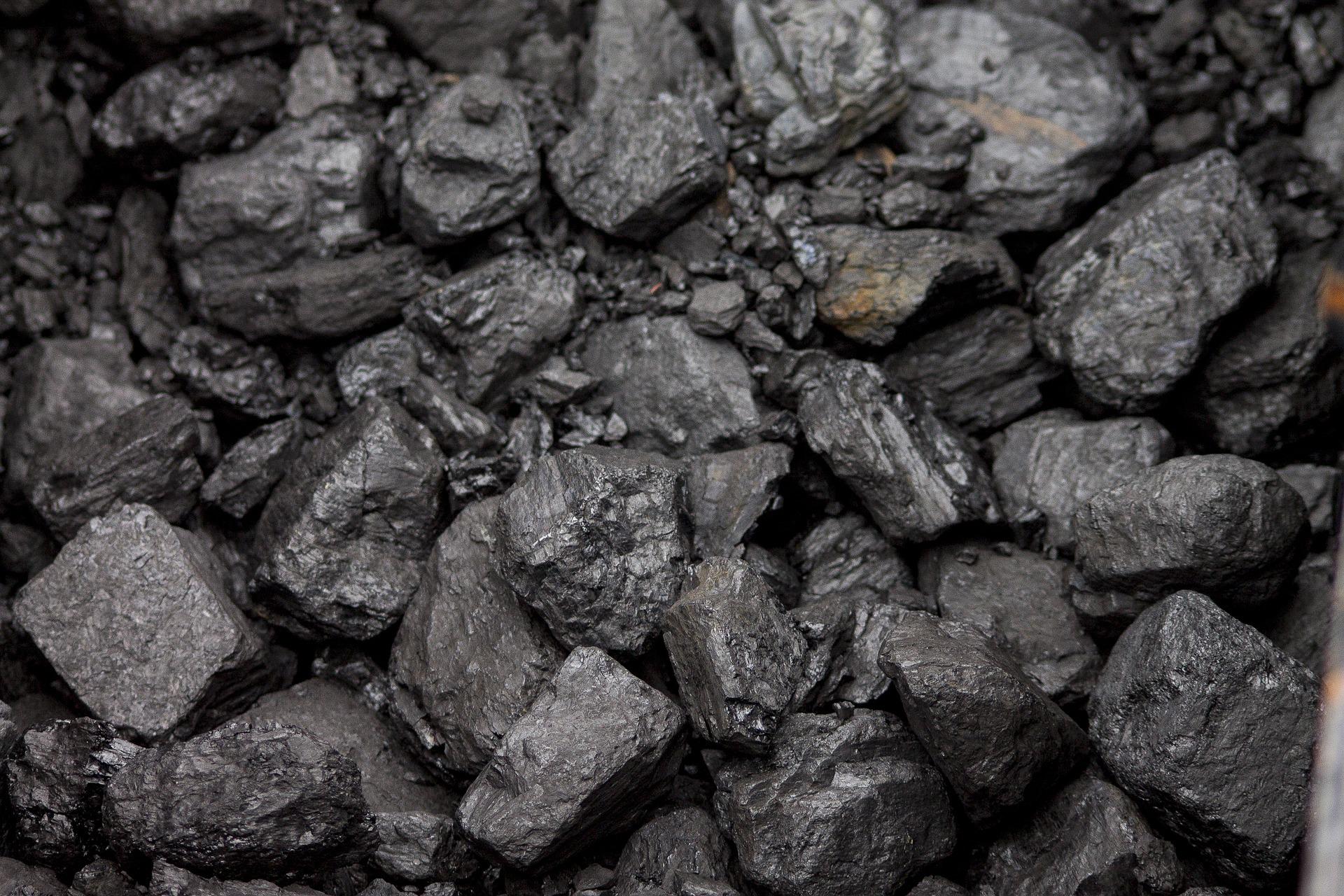 Popiół ze spalania węgla może być wykorzystany do budowy farm PV